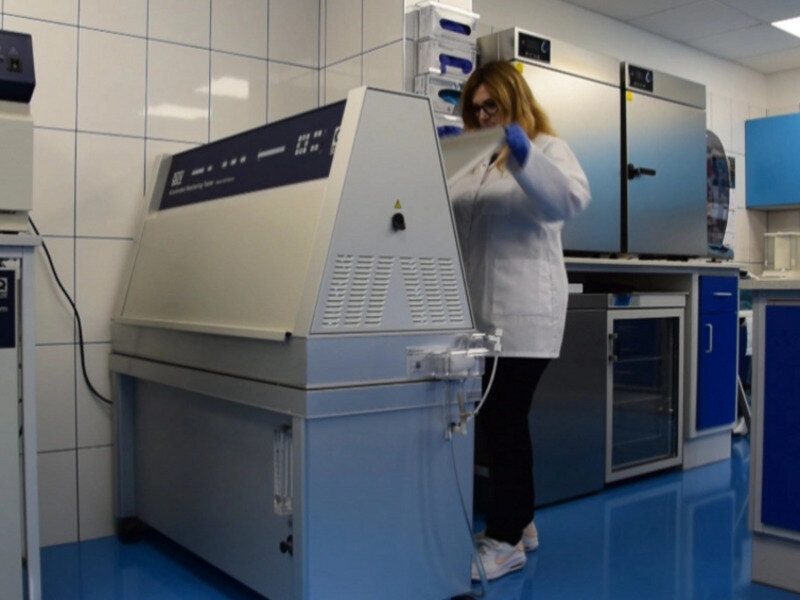 汽車(chē)涂層粉末涂料油漆紫外老化耐候試驗(yàn)機(jī)現(xiàn)場(chǎng)安裝圖4