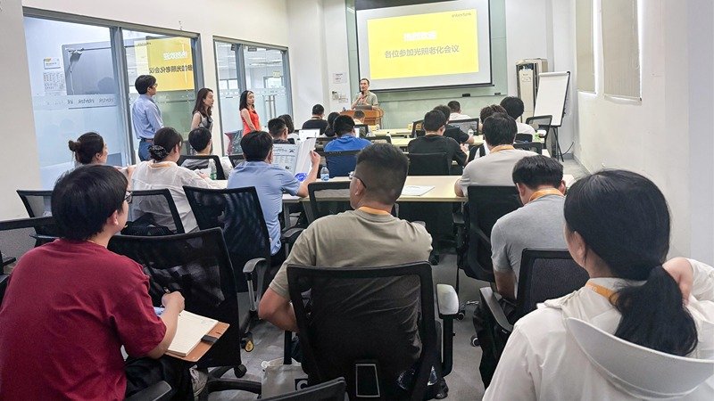 2025年汽車材料耐候老化與光照測試技術(shù)培訓(xùn)現(xiàn)場照片